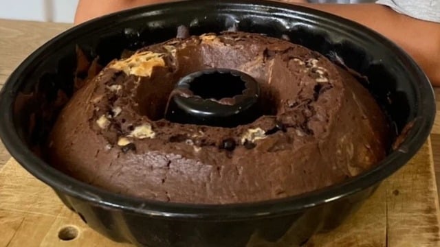 Kokusuyla Mutfağı Saran: Kakaolu Kek