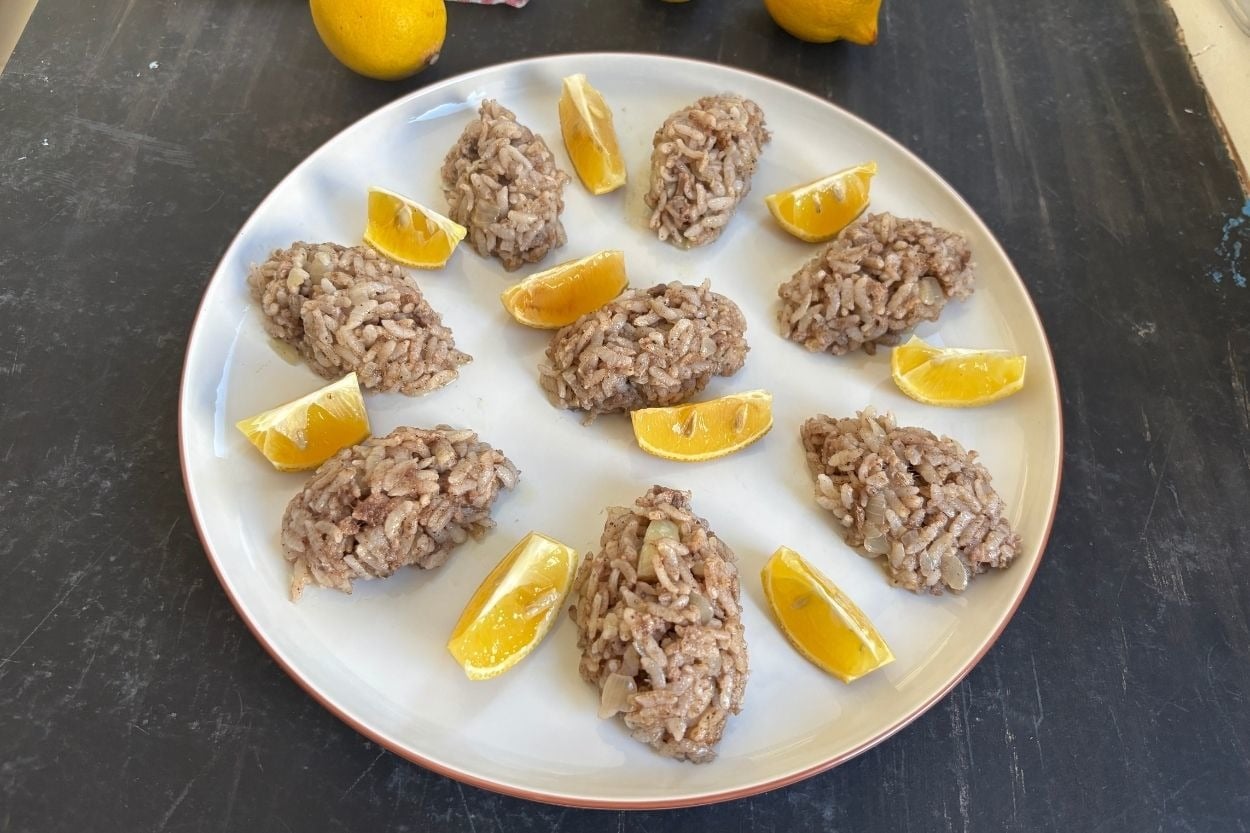 Melehat'ın Tarifi: Yalancı Midye Dolma