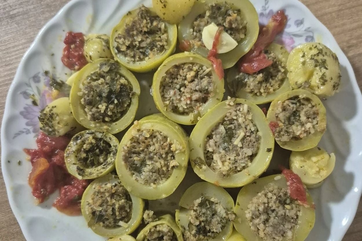 Bitlis Usulü: Reyhanlı Katıklı Dolma