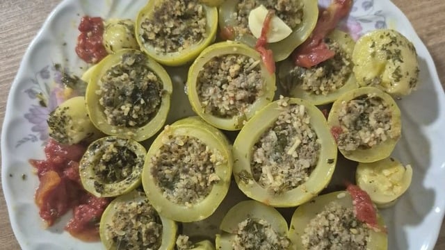 Bitlis Usulü: Reyhanlı Katıklı Dolma