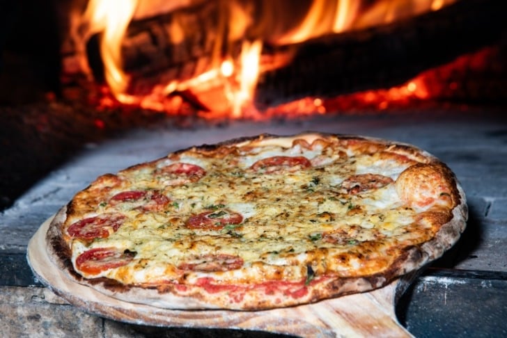 besiktas-pizza-shutter-2