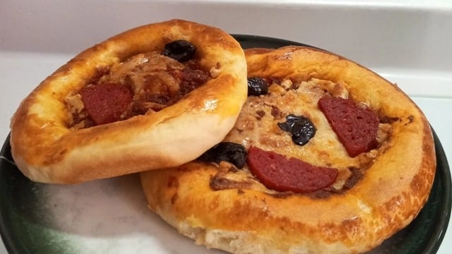 Çocukların Favorisi: Ev Yapımı Mini Pizza