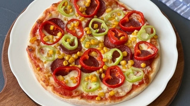 Çiğdem'in Tarifi: Tek Kişilik Pizza