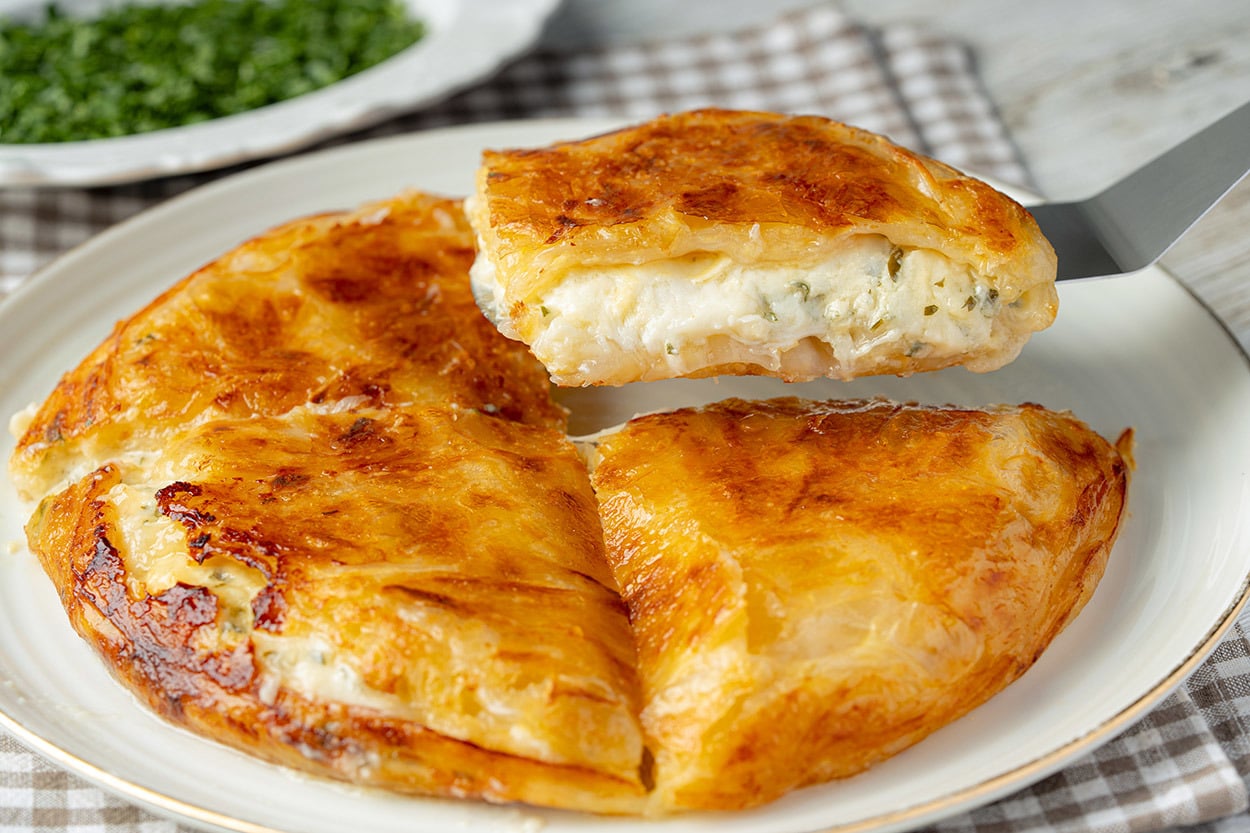 Glutensiz: Pirinç Yufkasından Peynirli Tava Böreği