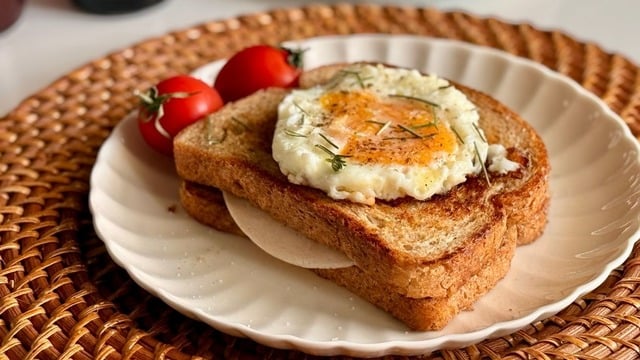 Yumurtası Üstünde: Croque Madame