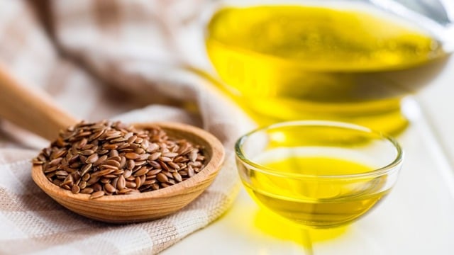Keten Tohumu Yağı Nedir, Nasıl Kullanılır? Faydaları ve Yapımı