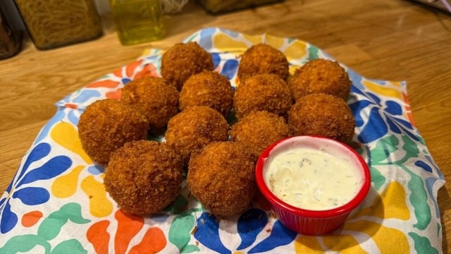 Kaşar Dolgulu: Cordon Bleu Topları