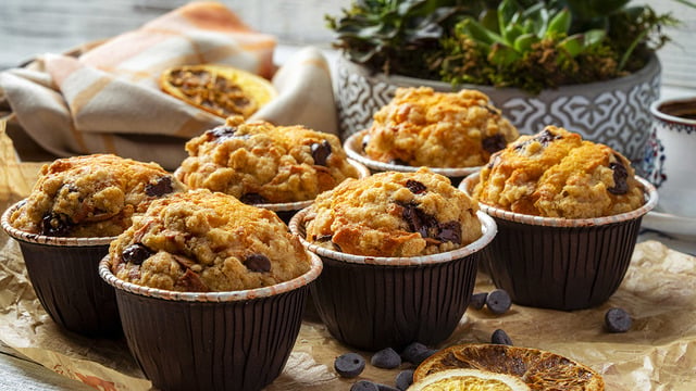 Lokmalık: Portakallı Çikolata Parçacıklı Muffin