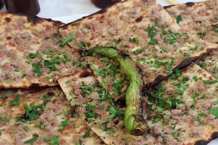 Celalbey Etli Ekmek