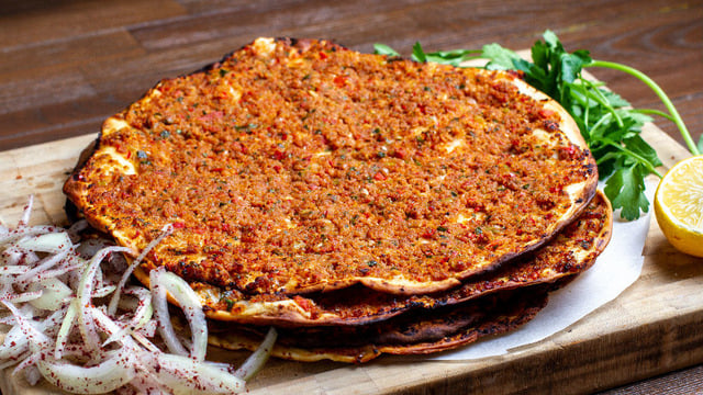 Ev Yapımı: Lahmacun İçi