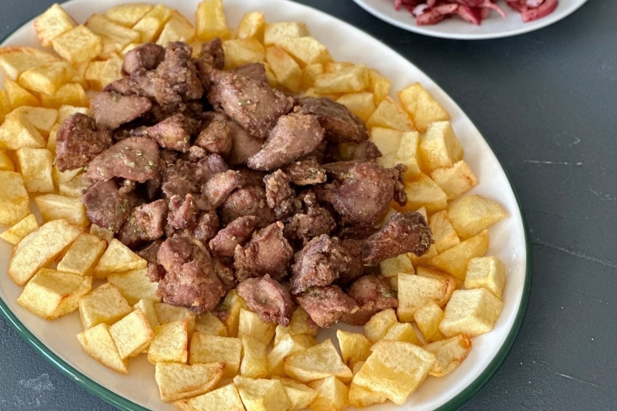 Yumuşacık ve Çok Pratik: Tavuk Ciğerinden Arnavut Ciğeri