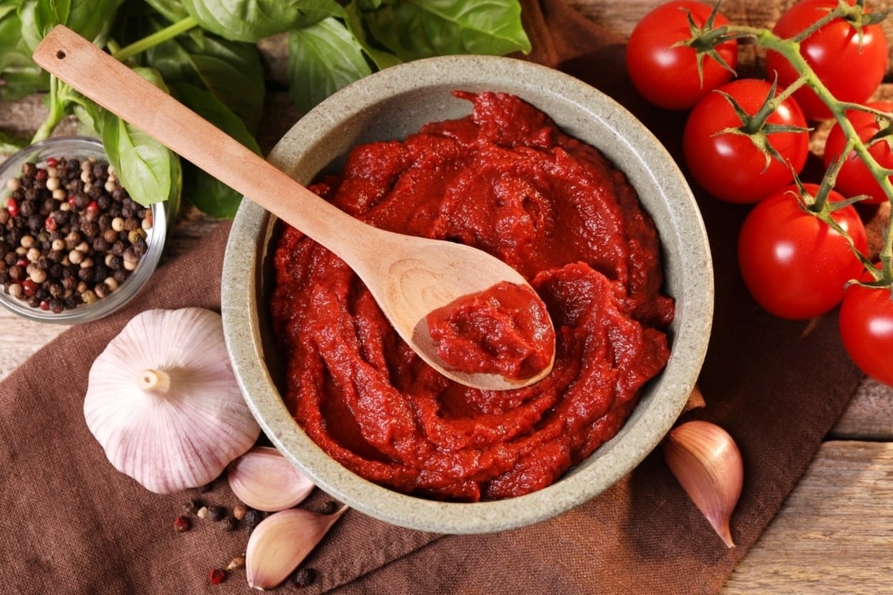 Salça Neden Küflenir? Salçanın Küflenmemesi İçin Ne Yapılmalı?