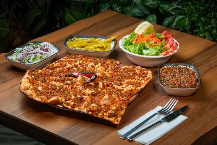 Beşiktaş Çıtır Pide Lahmacun