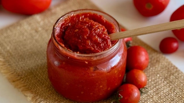 Kışa Hazırlık: Domates Salçası