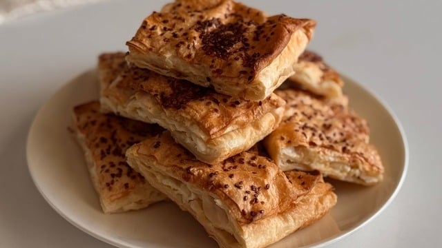 Herkesin Sevgilisi: Peynirli Tepsi Böreği