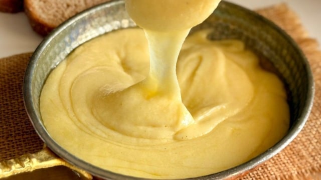 Melahat'ın Tarifi: Kaymaklı Kuymak