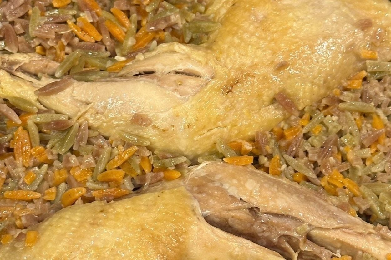 Tek Tencerede: Tavuk Butlu Şehriye Pilavı