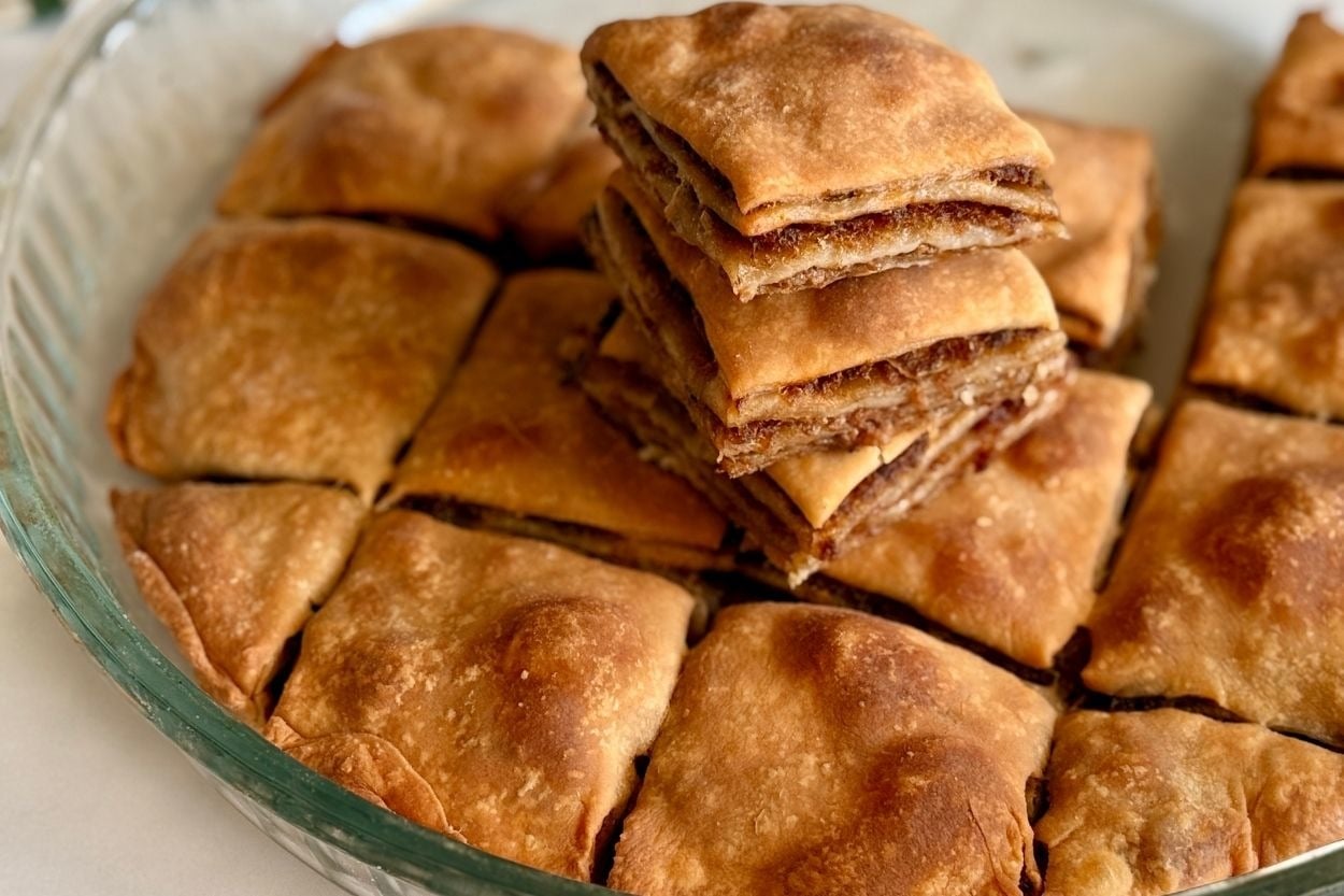 Elif'in Tarifi: Kıymalı Kömbe