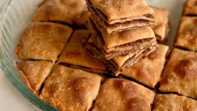 Elif'in Tarifi: Kıymalı Kömbe