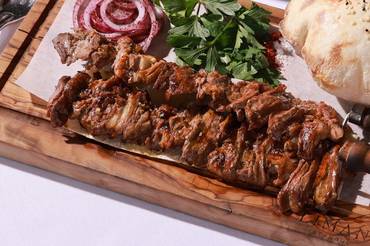 Avrupa Yakasında En İyi Cağ Kebabı Nerede Yenir? 2026