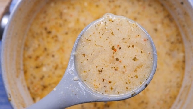 Kesilen Çorba Nasıl Düzeltilir? Kesilmiş Çorbayı Kurtarmanın Garantili Yolları