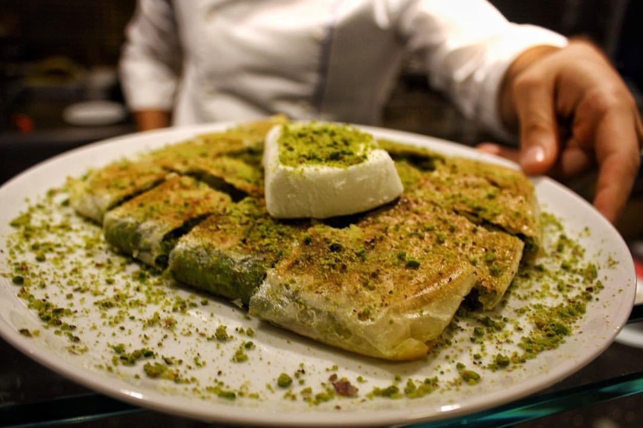 İstanbul'da Katmer Nerede Yenir? En İyi Katmer Mekanları