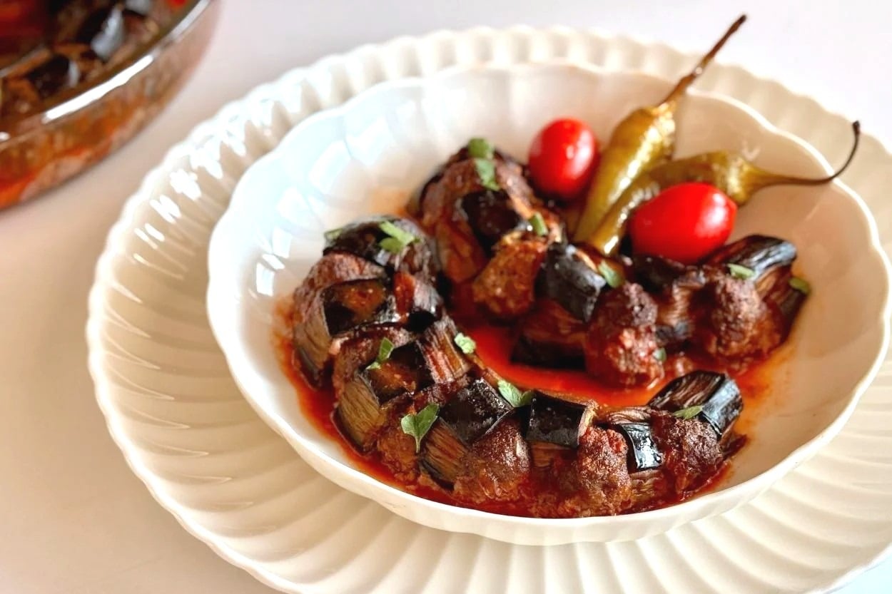 Elif'in Tarifi: Beli Kırık Patlıcan Kebabı