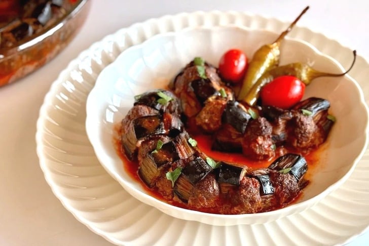 Beli Kırık Patlıcan Kebabı Tarifi