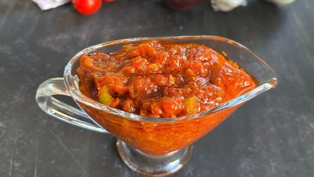 İster Makarnaya İster Köfteye: Marinara Sos