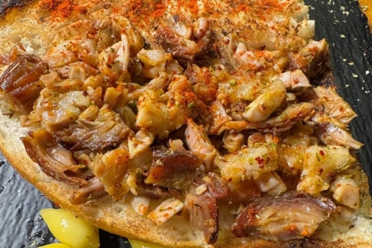 Kokoretti Kokoreç