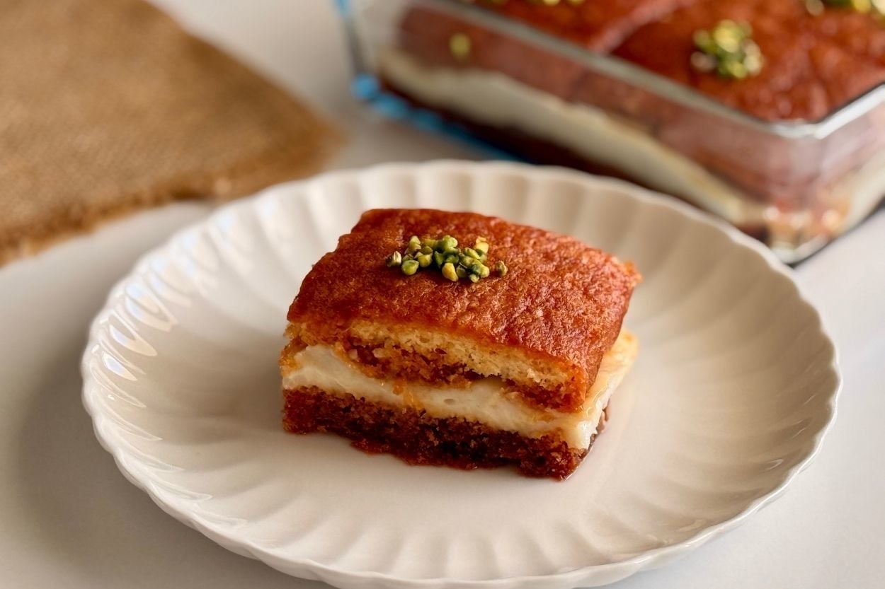 Safiye'nin Tarifi: Muhallebili Ekmek Kadayıfı