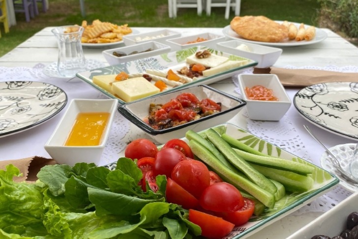 Doğal Annem Kahvaltı Evi