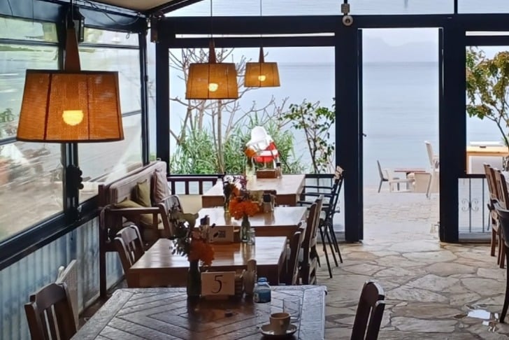 Cafe Inn