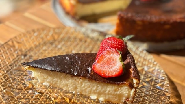 Rüveyda'nın Tarifi: San Sebastian Cheesecake