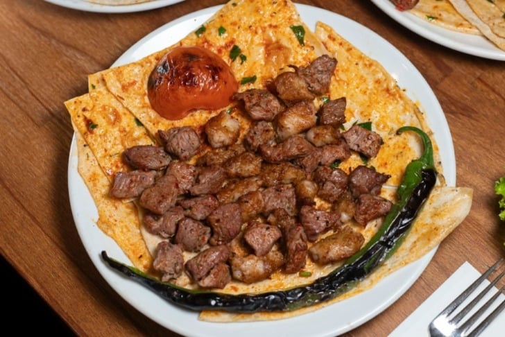 Ayık Çorba Kebap