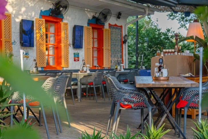 West Cafe Bistro