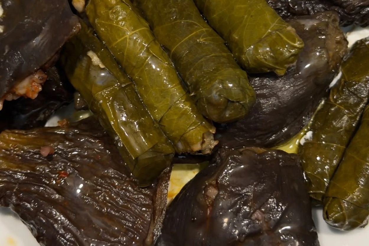 Bol Zeytinyağlı: Patlıcanlı Kuru Dolma