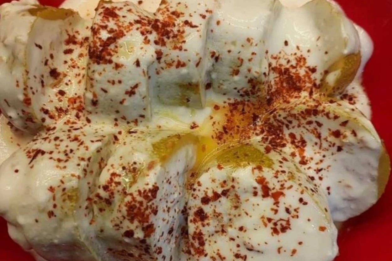 Nefis Sosuyla: Kuru Reyhanlı Katıklı Dolma