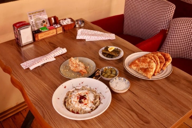 Öz Kırım Tatar Çibörek ve Mantı Evi