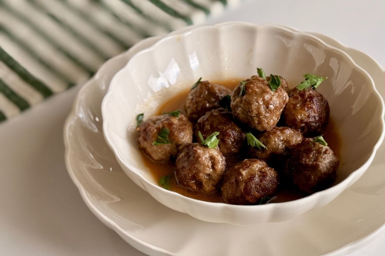 Fadime'nin Tarifi: Gravy Soslu Köfte