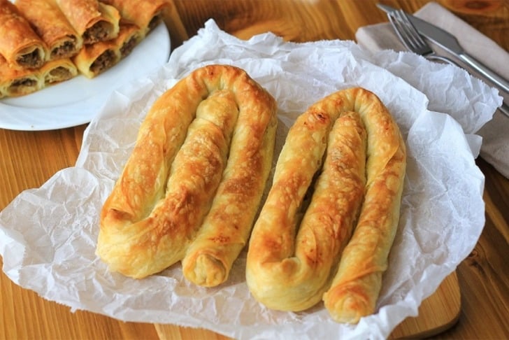 Kıymalı Börek Tarifi
