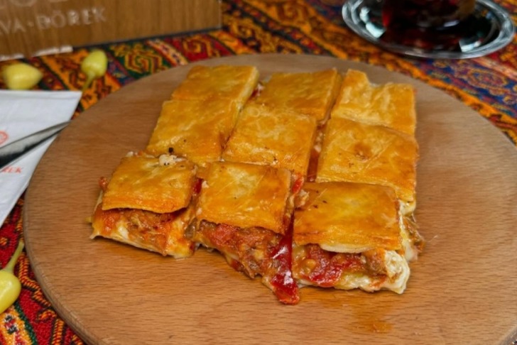 İzol Baklava Börek
