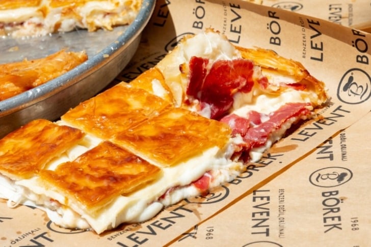 Levent Börek