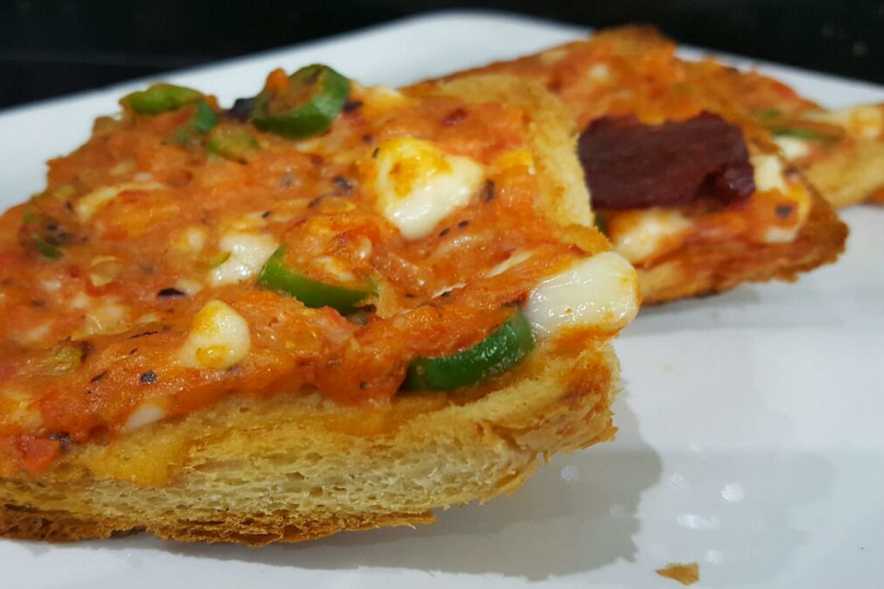 Foodie Menemen: Menemenli Ekmek