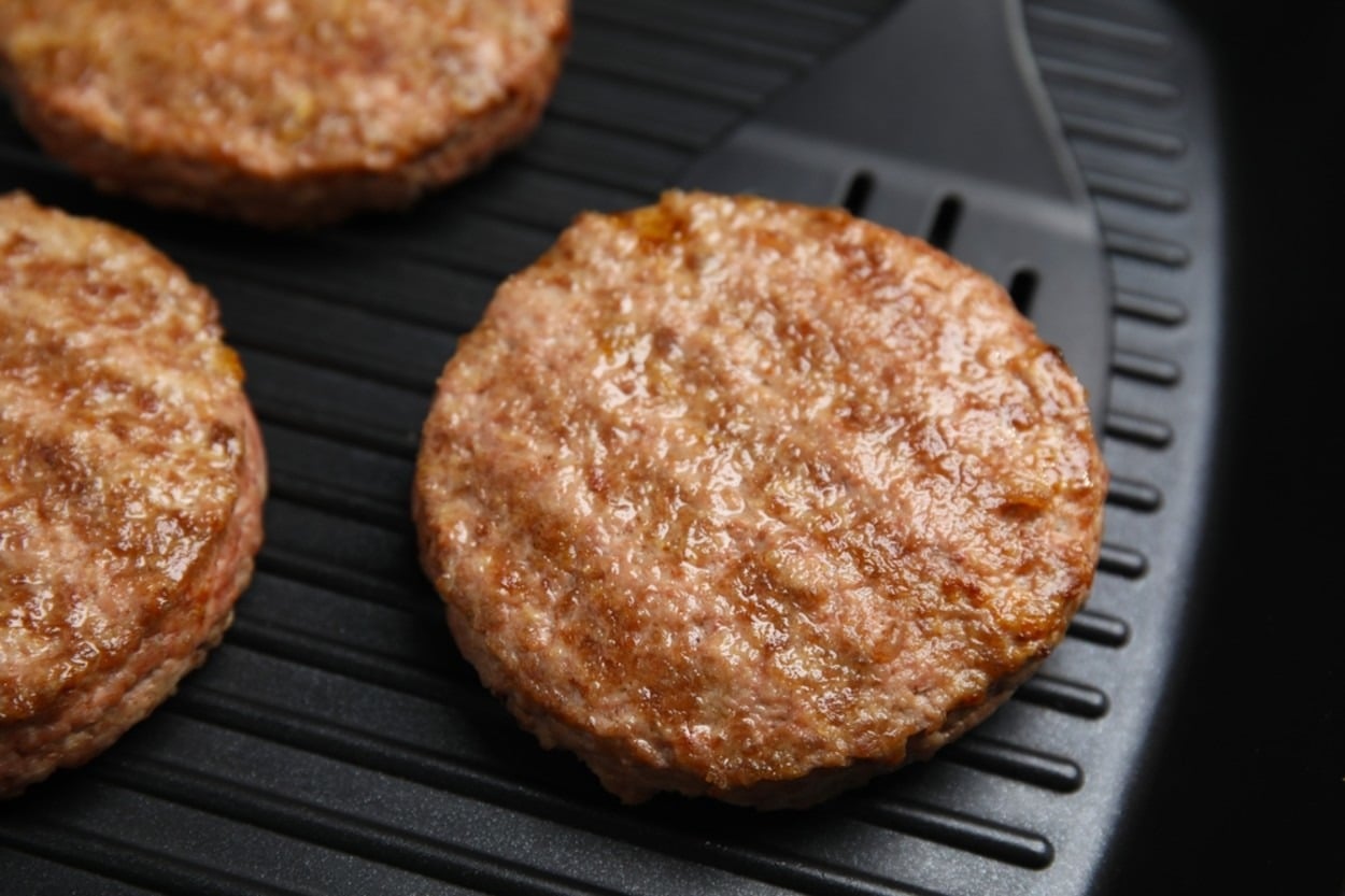 Hazır Hamburger Köftesi Nasıl Pişirilir? Püf Noktaları