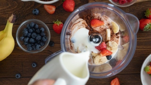 Protein Tozlu ve Protein Tozsuz Ev Yapımı 12 Lezzetle Protein Shake Tarifleri