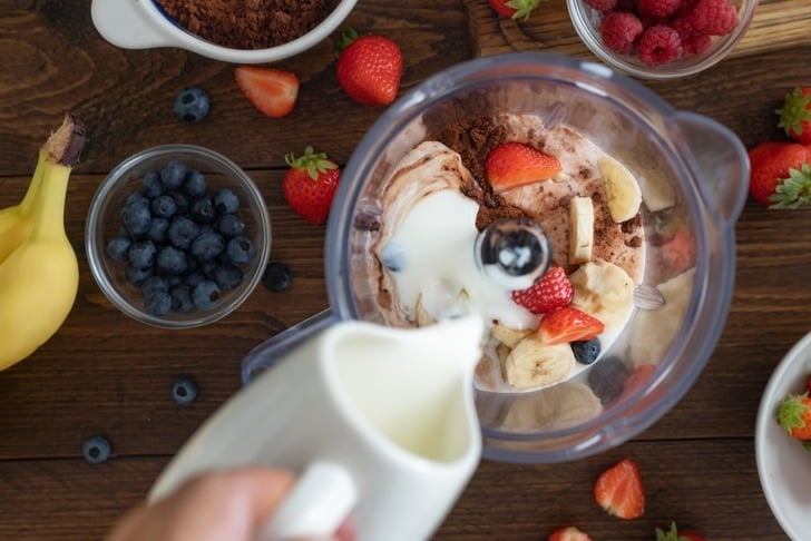 cilekli protein shake tarifi shutter