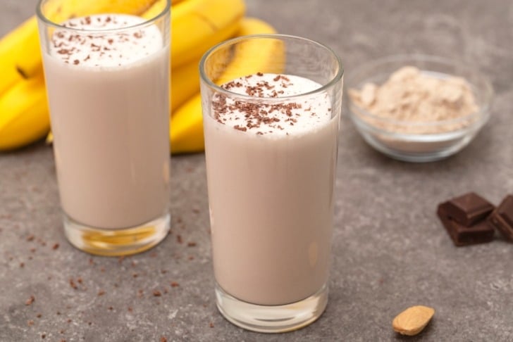 kakaolu protein shake tarifi shutter (1)