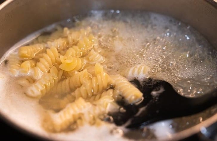 fusilli-shutter1