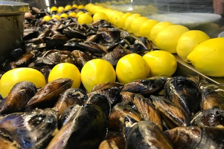 Demirkaya Midye Dolma